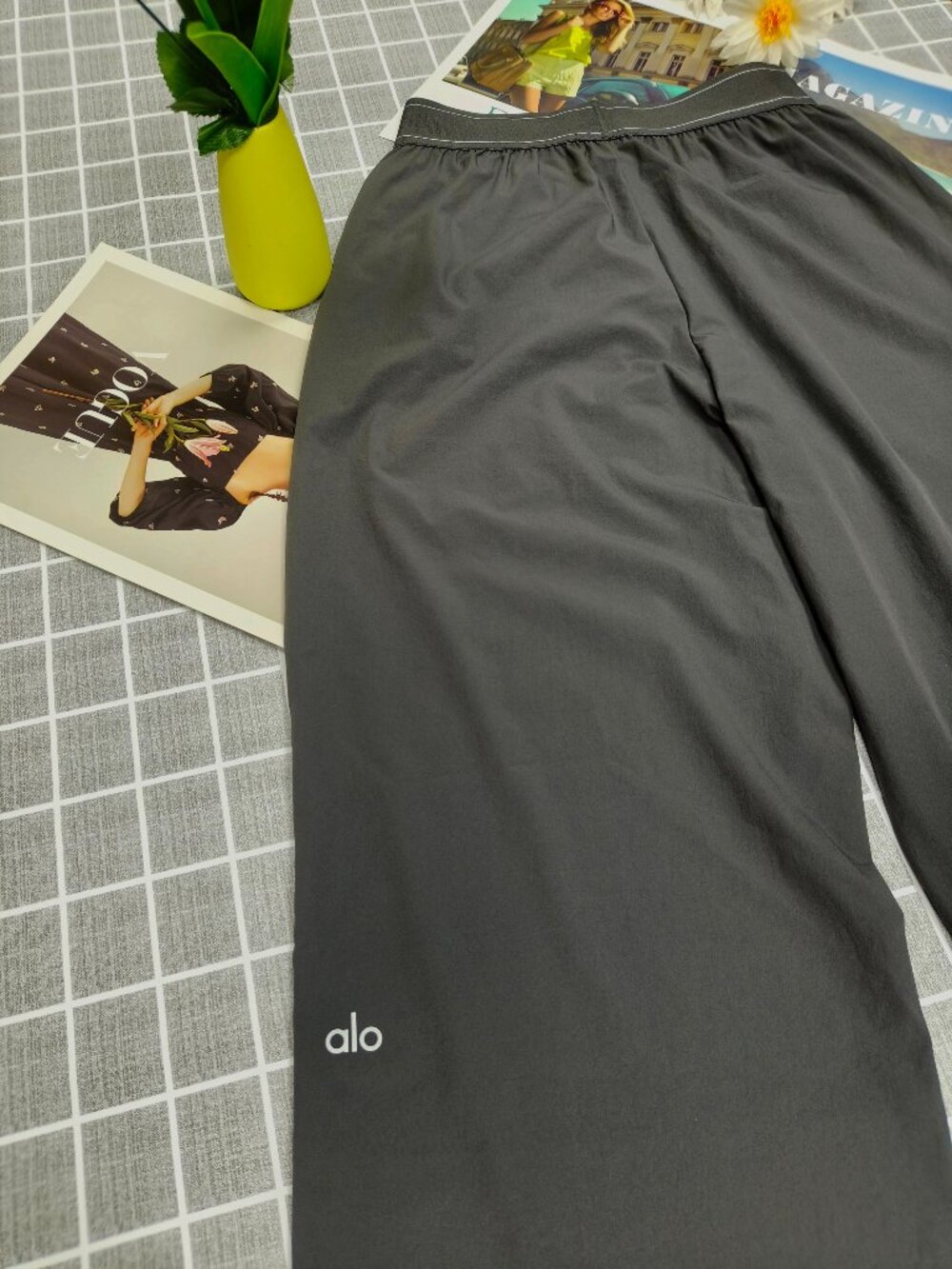 Brand New Alo Yoga💯Authentic Trouser Deep Gray (Regular XXS-XS)🥰 - Picture 5 of 7